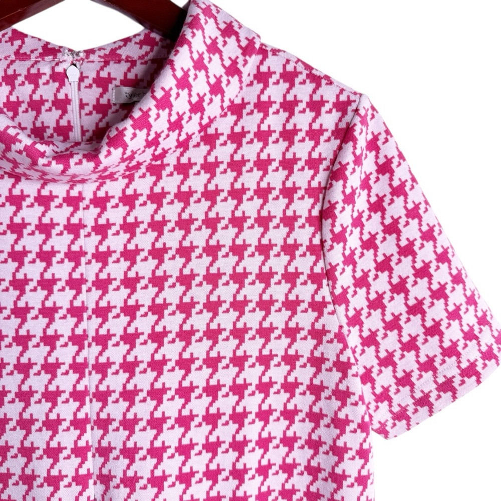 TYLER BOE Kristen Knit Dress Size Small in Pink Houndstooth Print - Picture 4 of 12